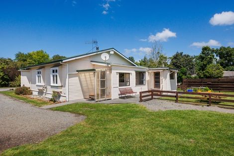 Photo of property in 122 Kawakawa Road, Feilding, 4775