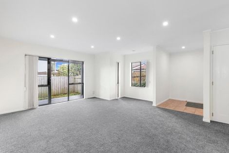 Photo of property in 1/12 Fairview Road, Papatoetoe, Auckland, 2025