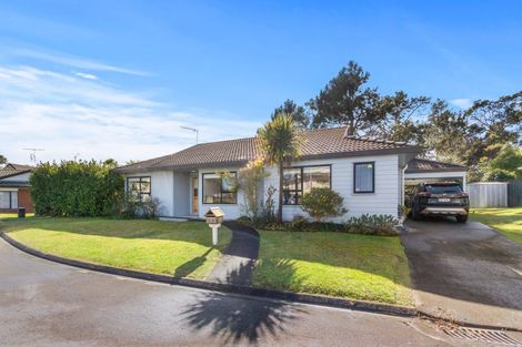 Photo of property in 9 Wyatt Place, Glendene, Auckland, 0602