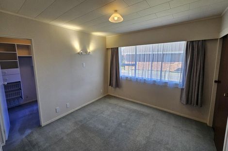 Photo of property in 14 Truby King Street, Merrilands, New Plymouth, 4312