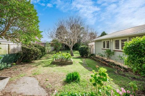 Photo of property in 53 Gray Avenue, Paraparaumu Beach, Paraparaumu, 5032