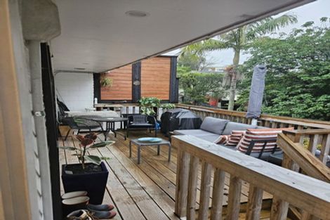 Photo of property in 3/167 Manuka Road, Bayview, Auckland, 0629