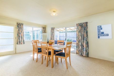 Photo of property in 18 Tristram Avenue, Forrest Hill, Auckland, 0620