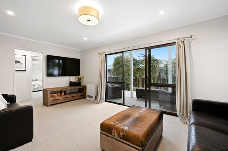 Photo of property in 120 Grey Street, Cambridge, 3434