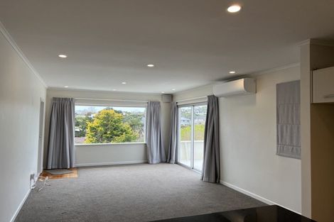 Photo of property in 1/43 Hart Road, Hauraki, Auckland, 0622