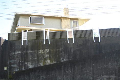 Photo of property in 14 Standish Street, Westown, New Plymouth, 4310