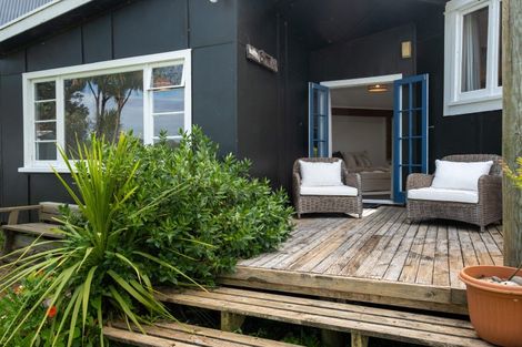 Photo of property in 42 Kuku Street, Te Awanga, 4102