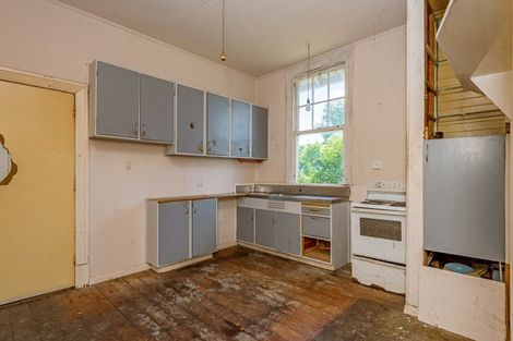 Photo of property in 27 Tokomaru Road, Tokomaru, Palmerston North, 4474