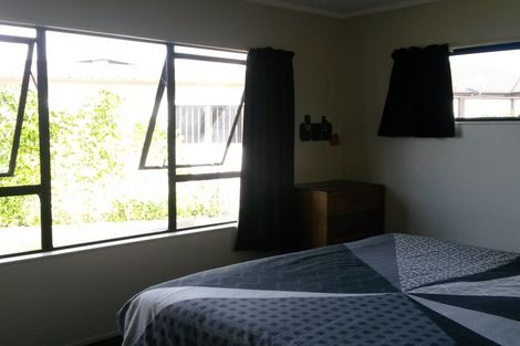 Photo of property in 18 Newberry Place, Richmond Heights, Taupo, 3330