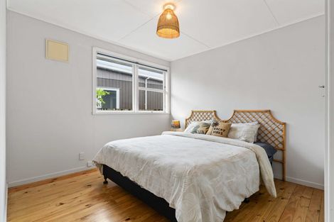 Photo of property in 225 Port Road, Whangamata, 3620