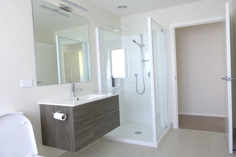 Photo of property in 107 Station Road, Kumeu, 0891