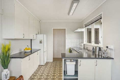 Photo of property in 37 Reelick Avenue, Pakuranga Heights, Auckland, 2010