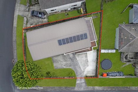 Photo of property in 2 Talmar Place, Massey, Auckland, 0614