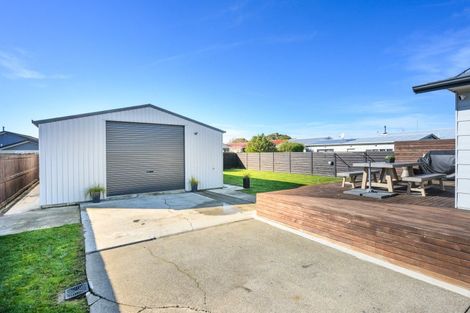 Photo of property in 7 Colonial Place, Kelvin Grove, Palmerston North, 4414