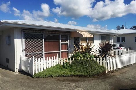 Photo of property in 2/244 Kennedy Road, Onekawa, Napier, 4110