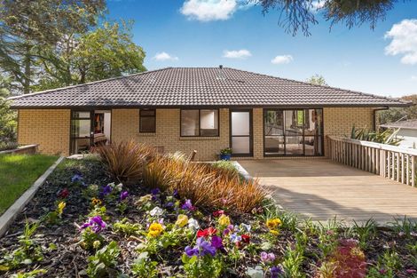 Photo of property in 12a Pendlebury Street, Green Bay, Auckland, 0604