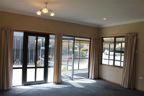 Photo of property in 41 Vogel Place, Waikiwi, Invercargill, 9810