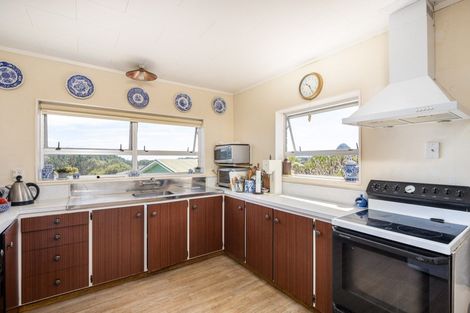 Photo of property in 27a Norwich Avenue, Spotswood, New Plymouth, 4310