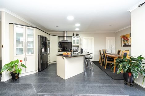 Photo of property in 7 Gibbston Close, Huntington, Hamilton, 3210