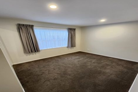 Photo of property in 9a Pakaraka Drive, Papakura, 2110