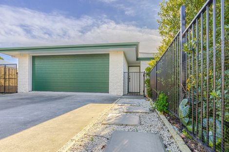 Photo of property in 7 Gregory Grove, Clive, 4102