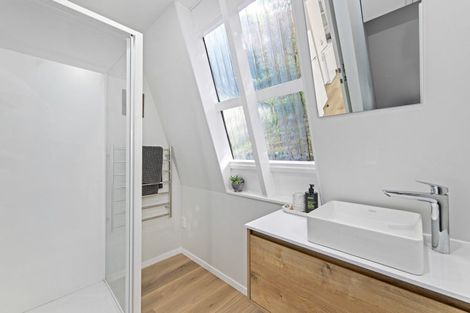 Photo of property in 14 Arthur Crescent, Waikawa, Picton, 7220