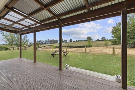 Photo of property in 320 Bell Road, Pirongia, Te Awamutu, 3876