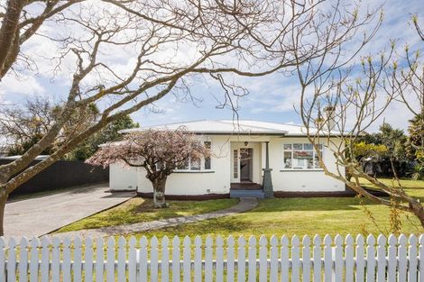 Photo of property in 2 Ongley Street, Feilding, 4702