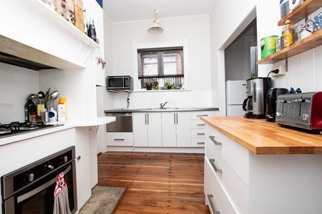 Photo of property in 2 Wellington Street, Hamilton East, Hamilton, 3216