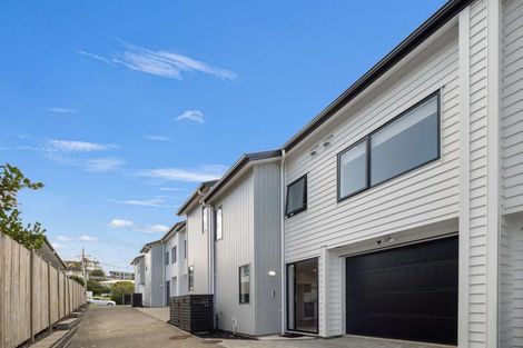 Photo of property in 7d Kotahi Road, Mount Wellington, Auckland, 1062