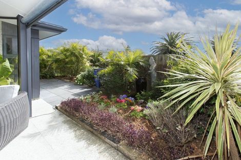 Photo of property in 36 Ripiro Drive, Baylys Beach, Dargaville, 0377