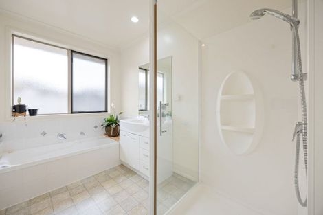 Photo of property in 6 Saint Johns Avenue, Hamilton East, Hamilton, 3216