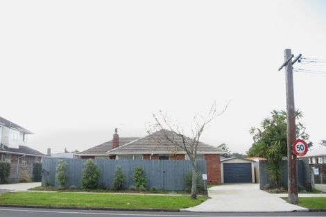 Photo of property in 4 Gossamer Drive, Pakuranga Heights, Auckland, 2010