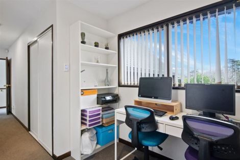 Photo of property in 7 Shalamar Drive, Cashmere, Christchurch, 8022