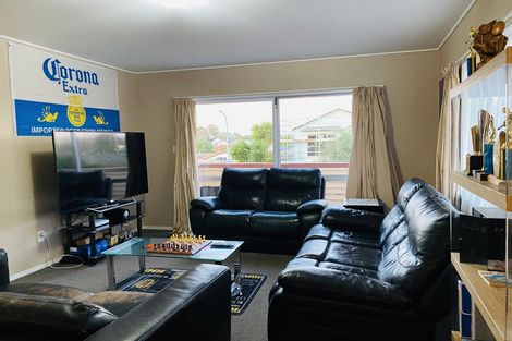 Photo of property in 22 Hedge Row, Sunnyhills, Auckland, 2010