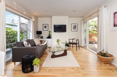 Photo of property in 30 Henry Street, Avondale, Auckland, 1026