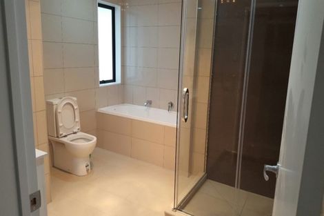 Photo of property in 50b Pinedale Place, Henderson, Auckland, 0610