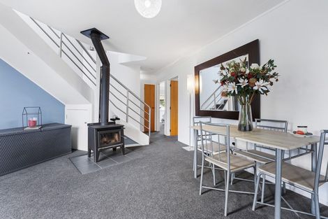 Photo of property in 21a Kinross Drive, Merrilands, New Plymouth, 4312