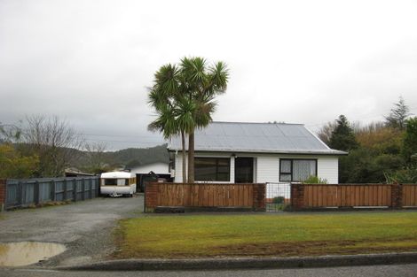 Photo of property in 49 Omapere Street, Dobson, Greymouth, 7805