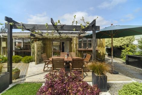 Photo of property in 3 Newland Court, Palmerston North, 4410