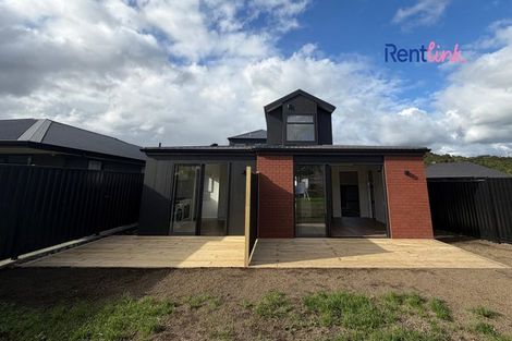 Photo of property in 85 Awataha Crescent, Pyes Pa, Tauranga, 3110