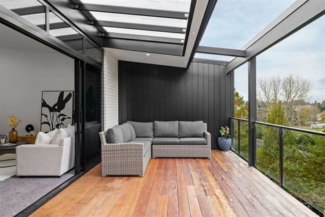 Photo of property in 2/21 Manning Street, Hamilton Central, Hamilton, 3204