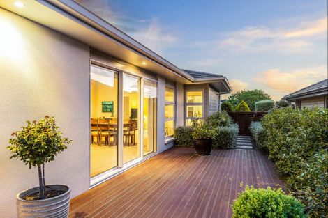 Photo of property in 26 Otupoa Way, Paraparaumu, 5032