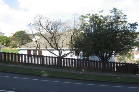 Photo of property in 192 Mungavin Avenue, Cannons Creek, Porirua, 5024