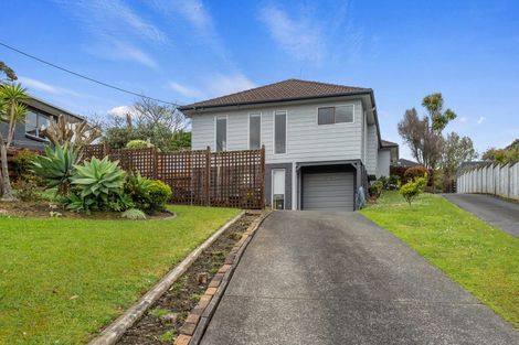 Photo of property in 1/573 Beach Road, Murrays Bay, Auckland, 0630