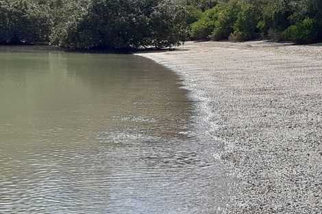 Photo of property in 73 Pipiroa Road, Ngatea, 3503