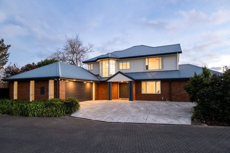 Photo of property in 1 Oaktree Lane, Bishopdale, Christchurch, 8053
