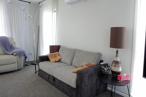 Photo of property in 18 Poplar Grove, Feilding, 4702