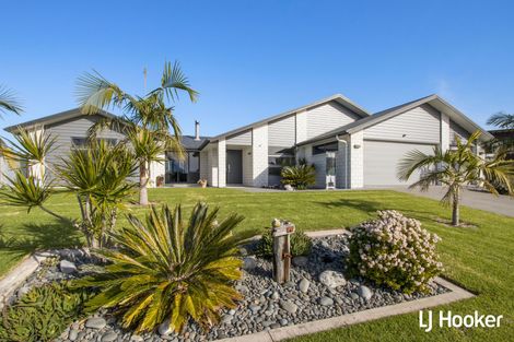 Photo of property in 19 Athenree Heights, Athenree, Katikati, 3177