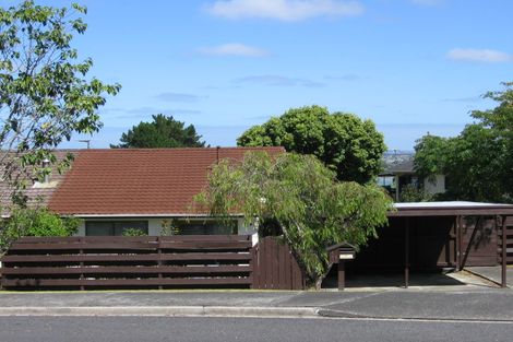 Photo of property in 2/78 Brigantine Drive, Beach Haven, Auckland, 0626